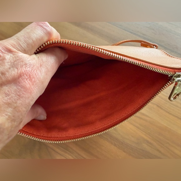 Spartina 449 Orange and Blue Women's Clutch Bag. Linen and Leather. 11” x 5”. - Picture 6 of 9